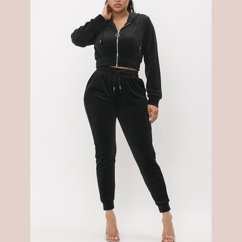 Black Velour Jogger Set With Crop Hoodie